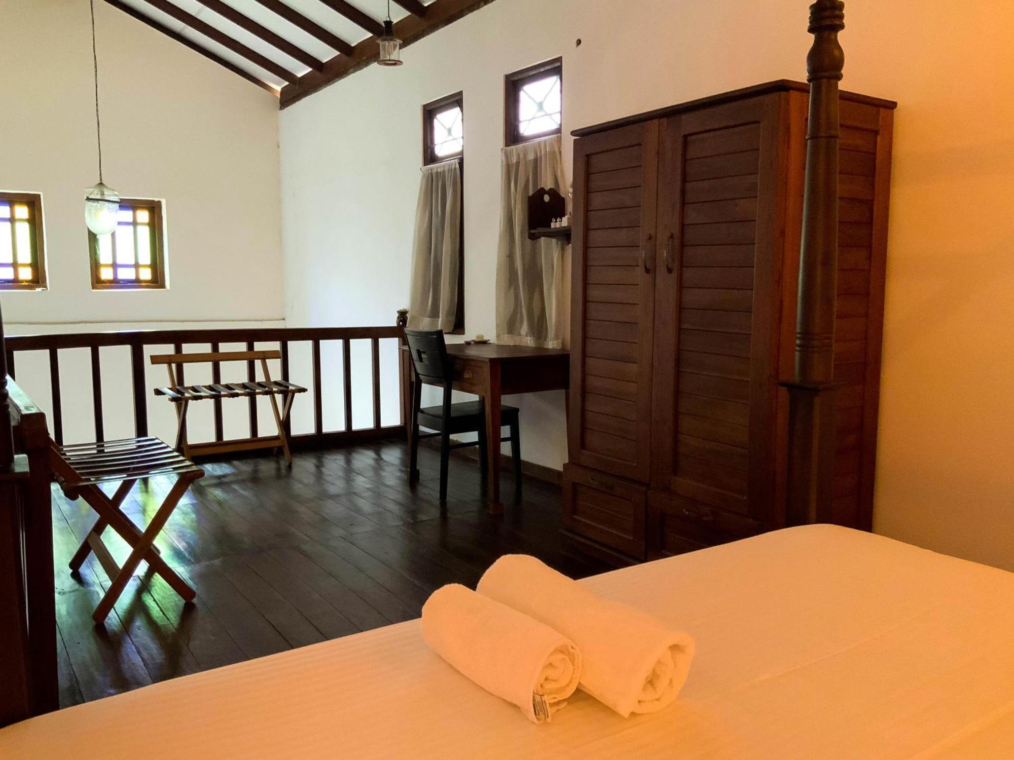 Headman House Antique Villa - A Seaside Royal Stay Ахангама Екстериор снимка