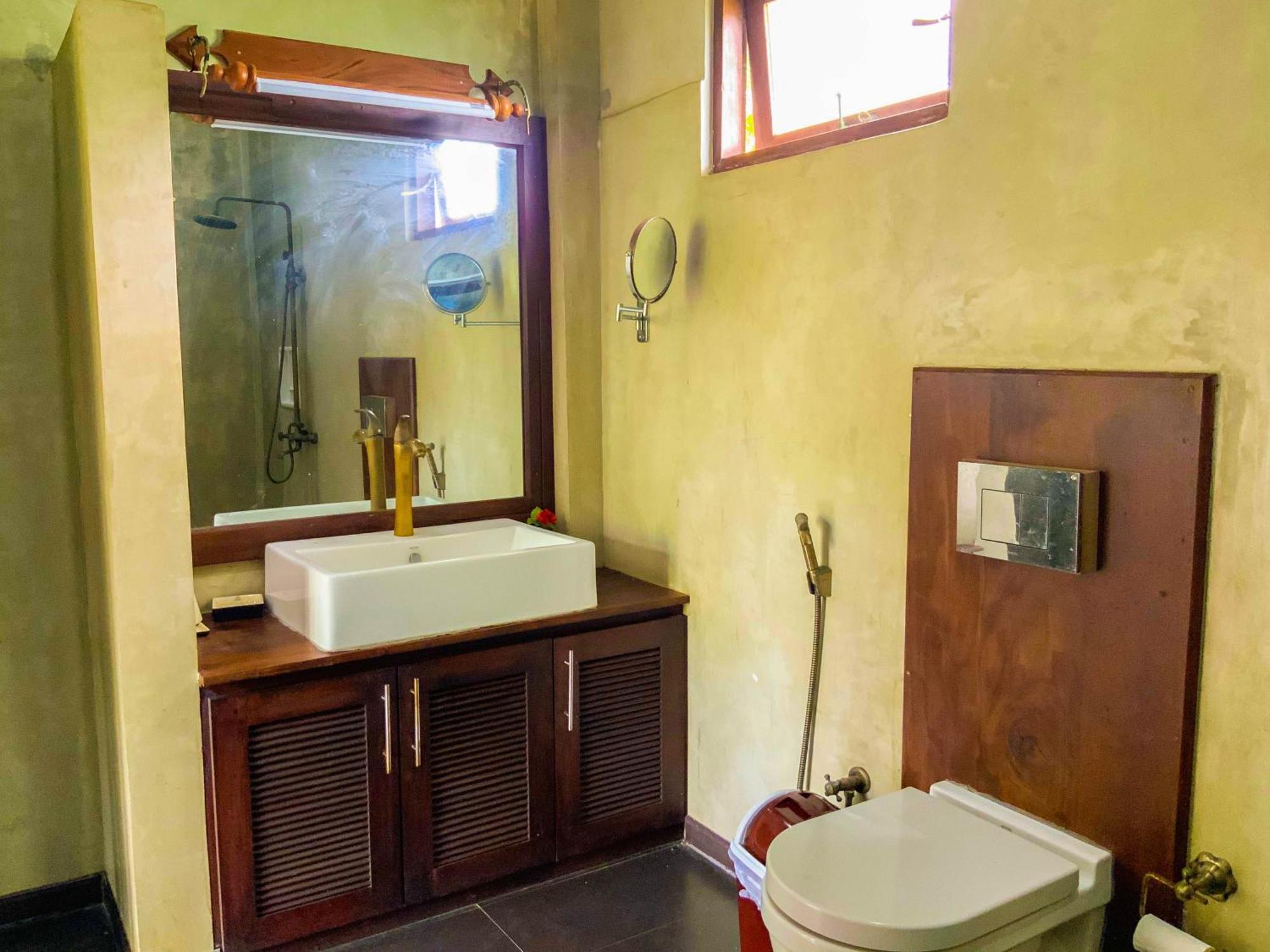 Headman House Antique Villa - A Seaside Royal Stay Ахангама Екстериор снимка